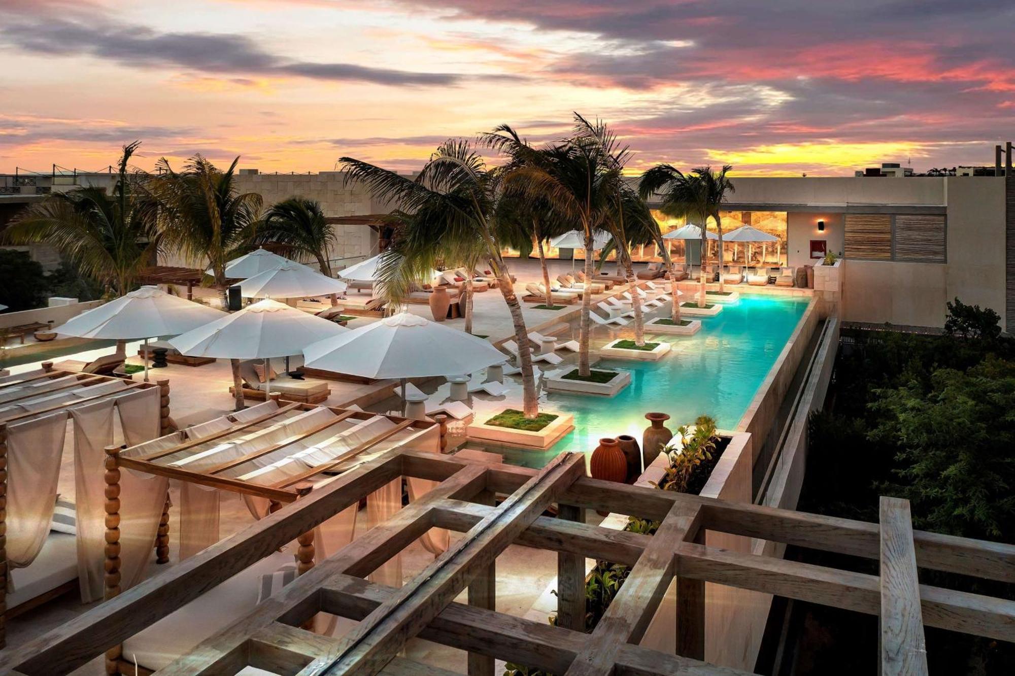 Motto By Hilton Tulum Hotel Exterior photo