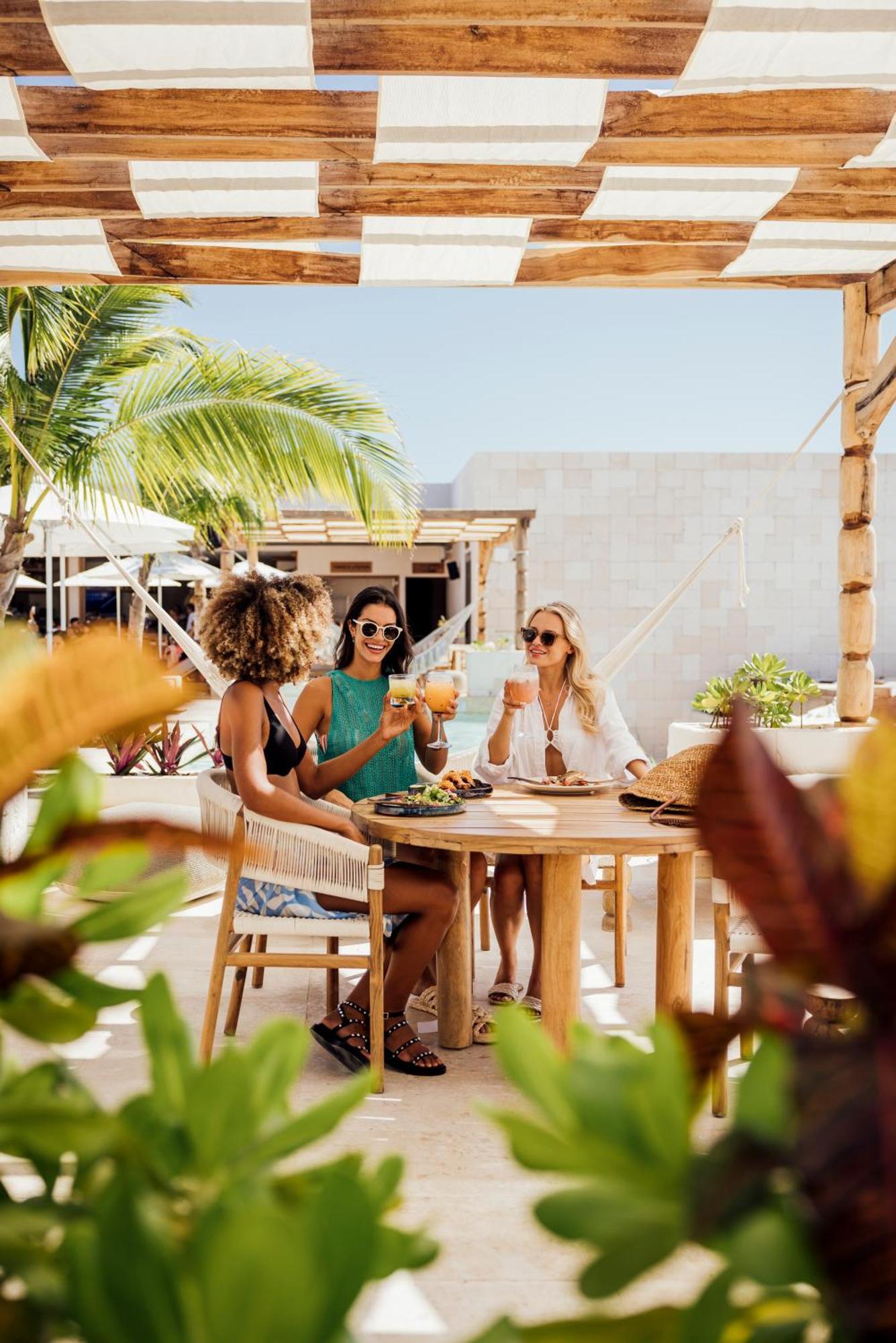 Motto By Hilton Tulum Hotel Exterior photo